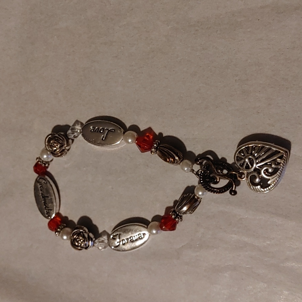 5/$15 Love Grandma Forever Bracelet